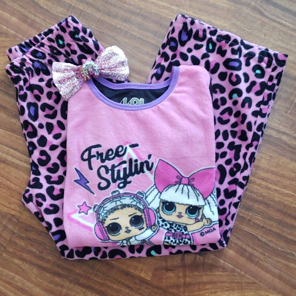 Girls: LOL leopard print pajamas